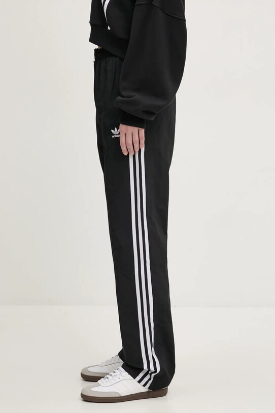 Donji dio trenirke adidas Originals Woven Track Pant JD5335 crna SS25