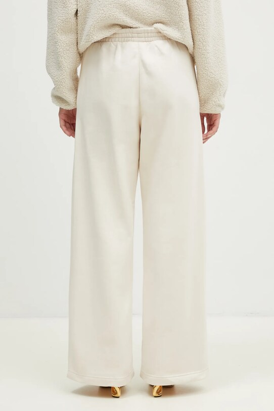 Clothing adidas Originals joggers Femme Galore Wideleg Fleece Pants JN3027 beige