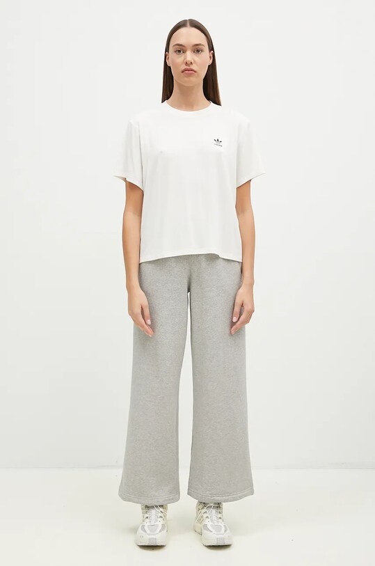 Tepláky adidas Originals Femme Galore Wideleg Fleece Pants sivá JN3028