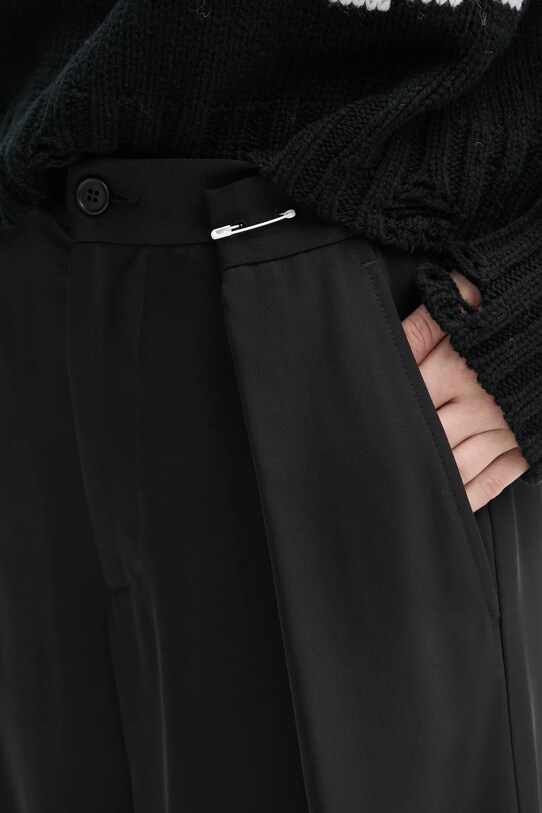 Штани MM6 Maison Margiela чорний S62KB0217.M35225