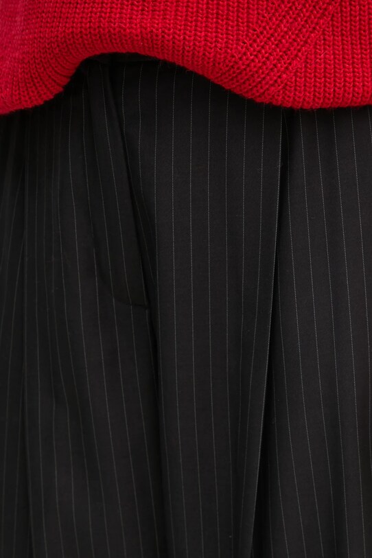Sisley pantaloni negru 4C3DLF066