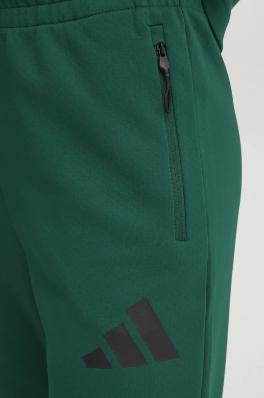 Спортен панталон adidas ZNE зелен JF8885