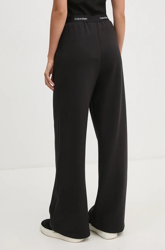 Одяг Спортивні штани Calvin Klein Jeans J20J224684 чорний