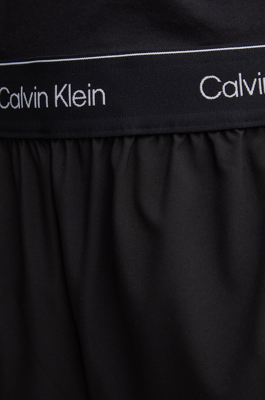 Tréninkové kalhoty Calvin Klein Performance černá 00GWS4P601