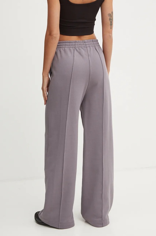 Odzież adidas Originals spodnie dresowe bawełniane IY9711 fioletowy