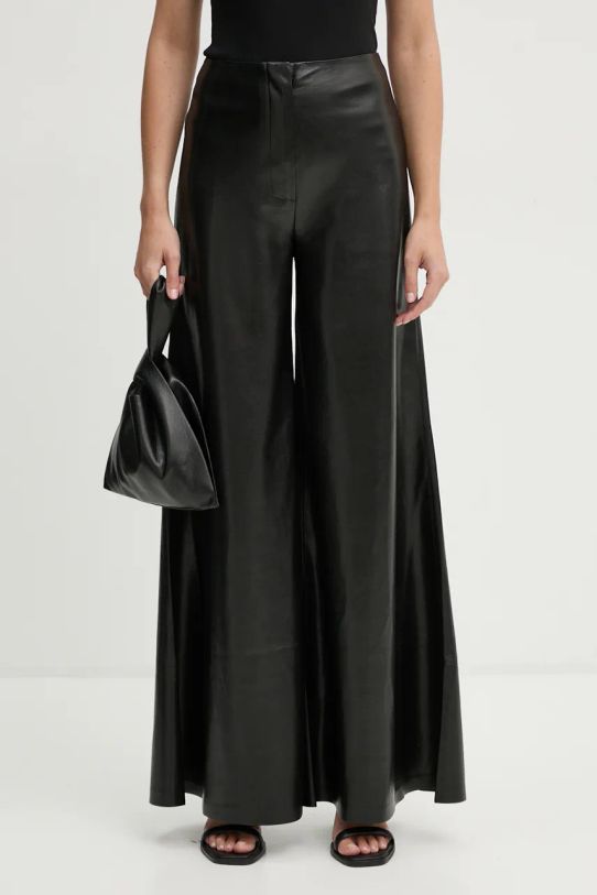 Nanushka nadrág WIRAAG sima fekete NW24PFOW10351