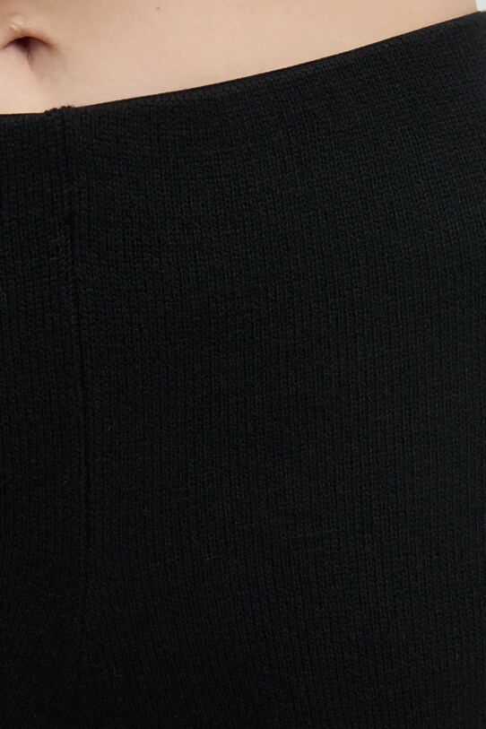 Sisley pantaloni negru 122NMF00D