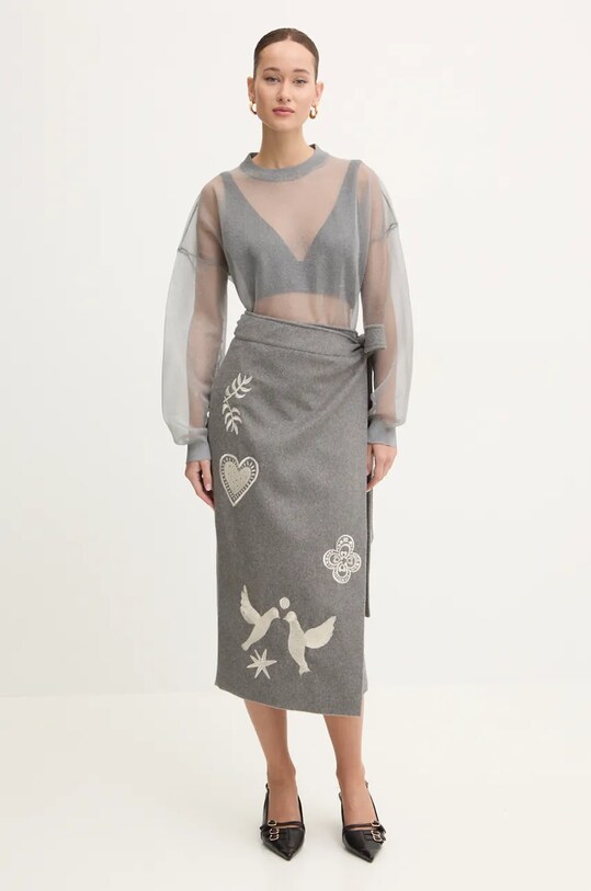 Sukně s příměsí vlny Never Fully Dressed Midnight Romance Jaspre NFDSK560 šedá AW24