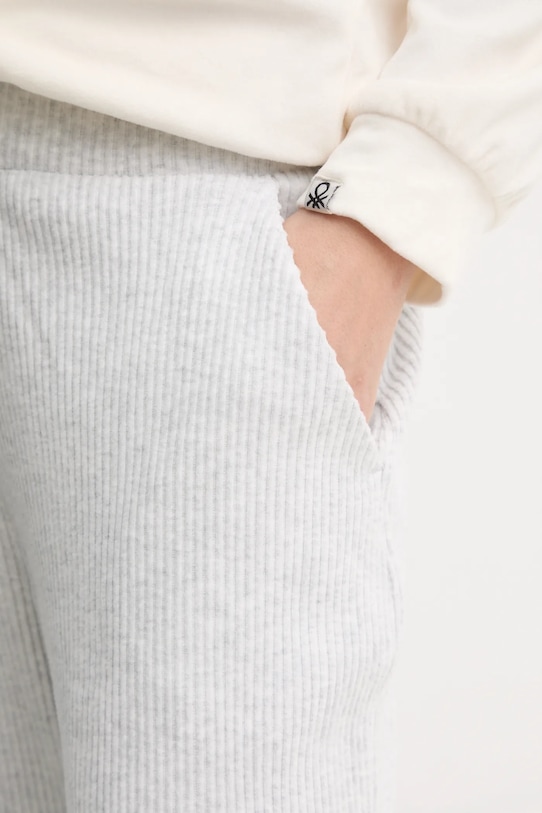 Oblečenie Nohavice Abercrombie & Fitch KI147.4085.130 sivá