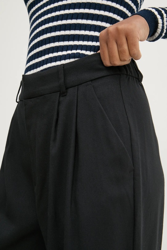 Hollister Co. pantaloni negru KI356.4144.900
