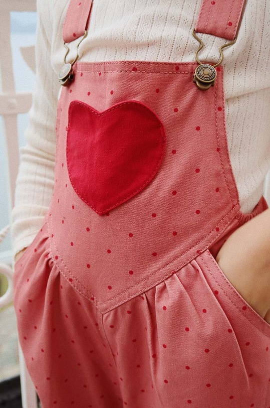 Dětské kalhoty na šle Konges Sløjd NOLA HEART OVERALLS GOTS KS101633