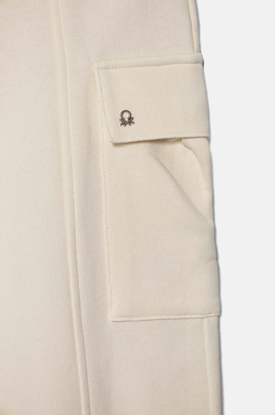 Dziewczynka United Colors of Benetton spodnie dresowe bawełniane 33NVCF05D.G.Seasonal beżowy