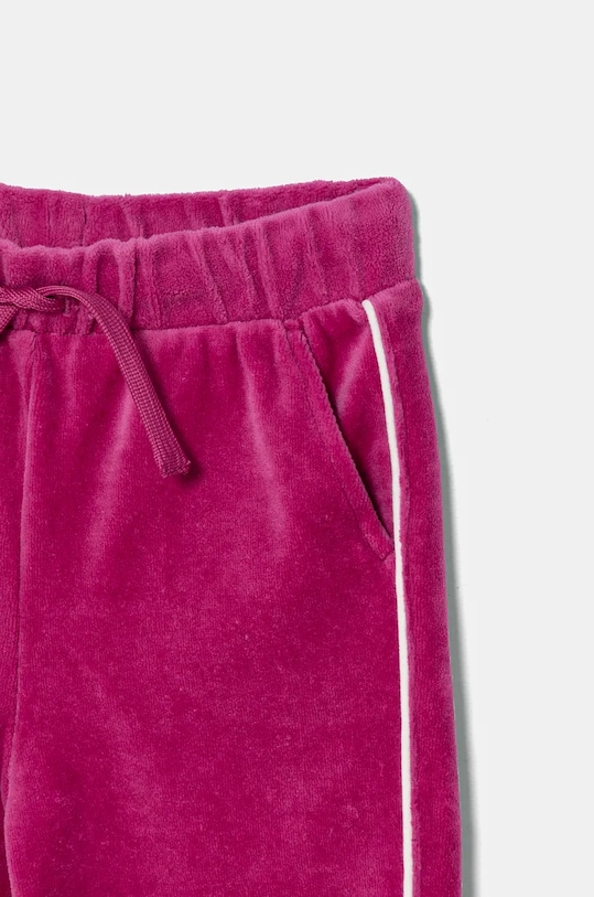 Dziewczynka United Colors of Benetton spodnie dresowe welurowe dziecięce 3UK0GF03Y.P.Seasonal różowy