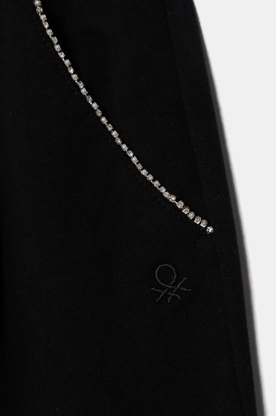 Момиче Детски спортен панталон United Colors of Benetton 30L3CF05P.G.Seasonal черен