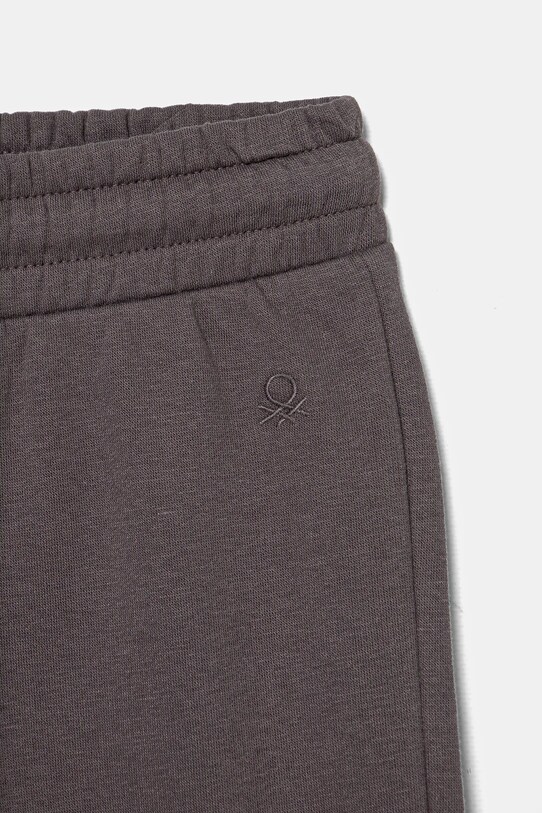 Дівчинка Дитячі спортивні штани United Colors of Benetton 39M2CF05I.G.Seasonal сірий