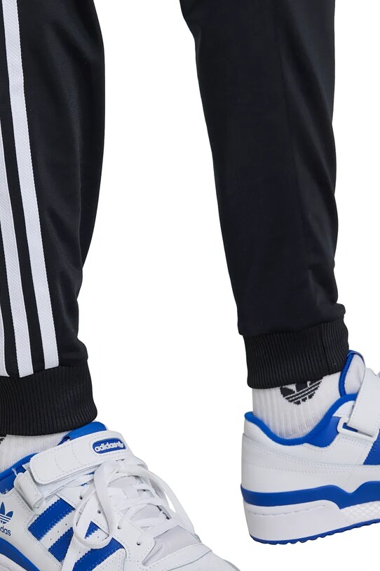 Дитячі спортивні штани adidas Originals SST TRACK PANTS IX7630