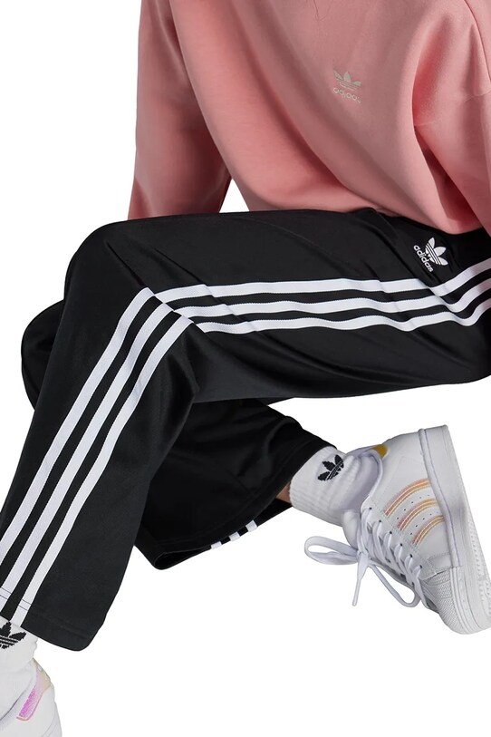Дитячі спортивні штани adidas Originals WIDE PANTS IX7632