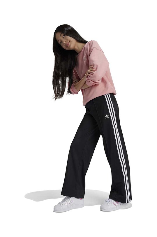 Дитячі спортивні штани adidas Originals WIDE PANTS IX7632
