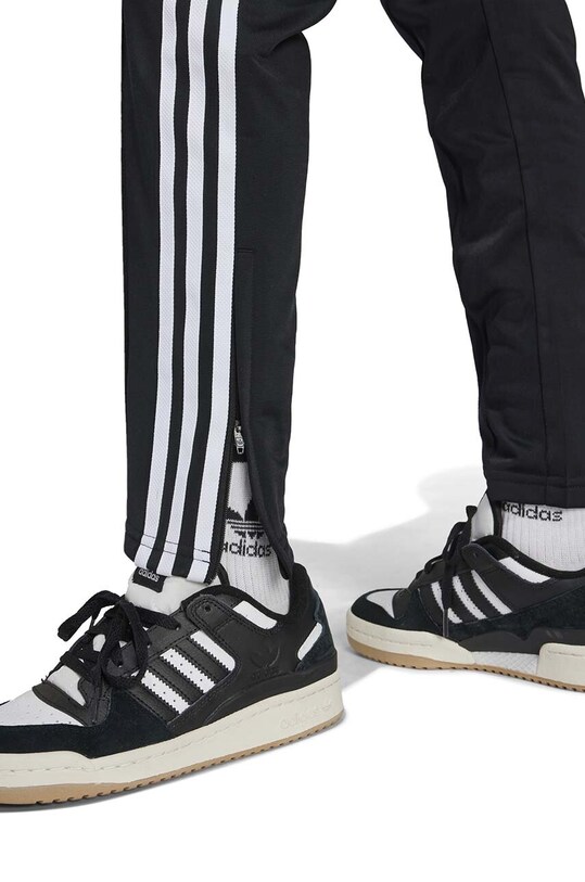 Дитячі спортивні штани adidas Originals SST TP OPEN HEM IY9793
