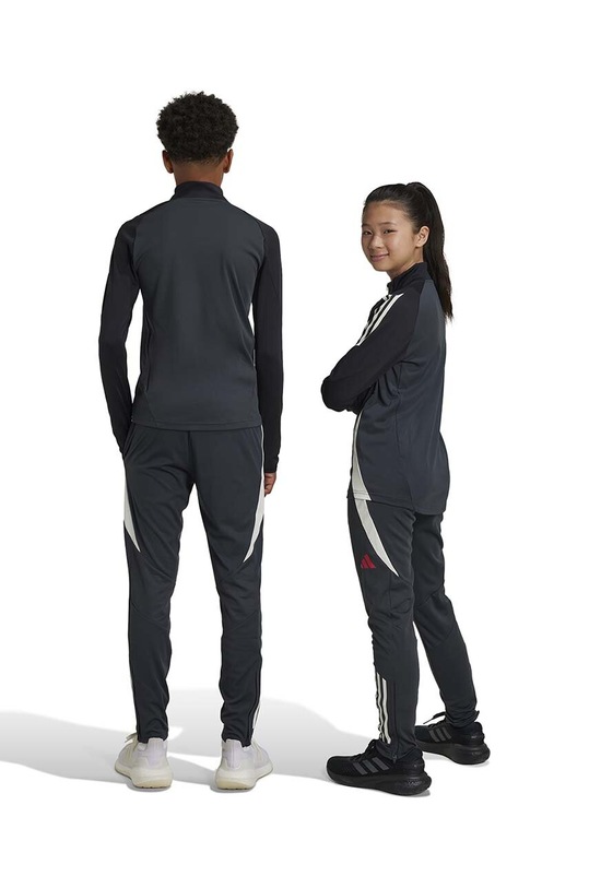 Tepláky adidas Performance MUFC EU TR PNTY pletenina šedá IS8088