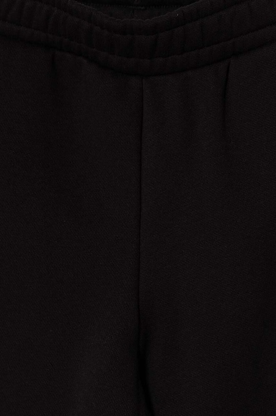 Băieți Puma pantaloni de trening pentru copii ESS+ LOGO LAB Sweatpants FL cl 681844.9BYH negru