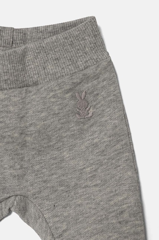 Chłopiec United Colors of Benetton spodnie dresowe bawełniane niemowlęce 3J70AF01R.W.Seasonal szary