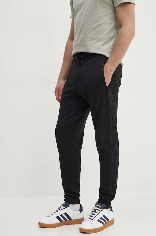 Tepláky Calvin Klein černá K10K113096