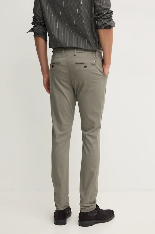Odzież Tommy Hilfiger spodnie MW0MW35638 szary