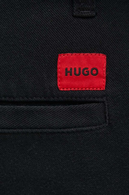 Βαμβακερό παντελόνι HUGO μαύρο 50525176