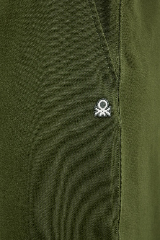 United Colors of Benetton spodnie dresowe bawełniane zielony 342ZUF01B