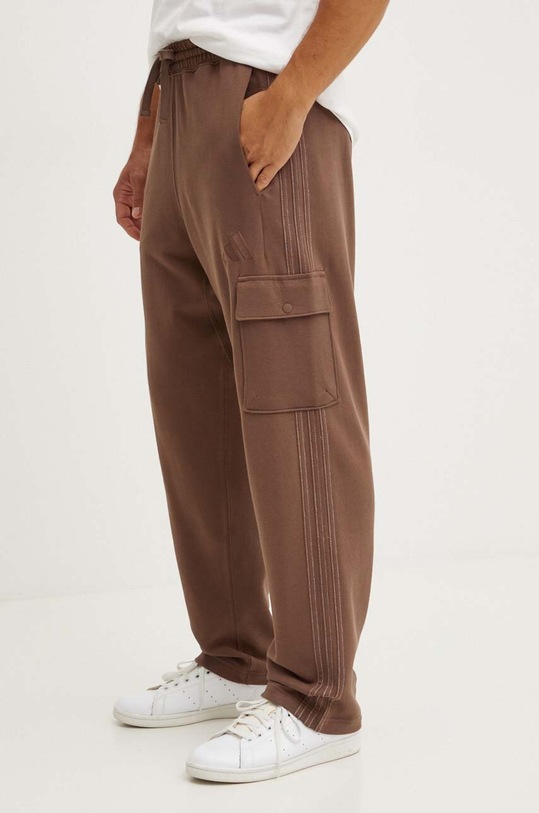 adidas spodnie dresowe bawełniane All SZN aplikacja brązowy IY6576