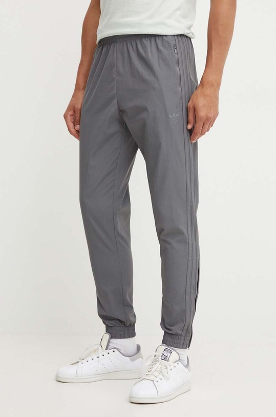 Kalhoty adidas Originals látka šedá IZ2109