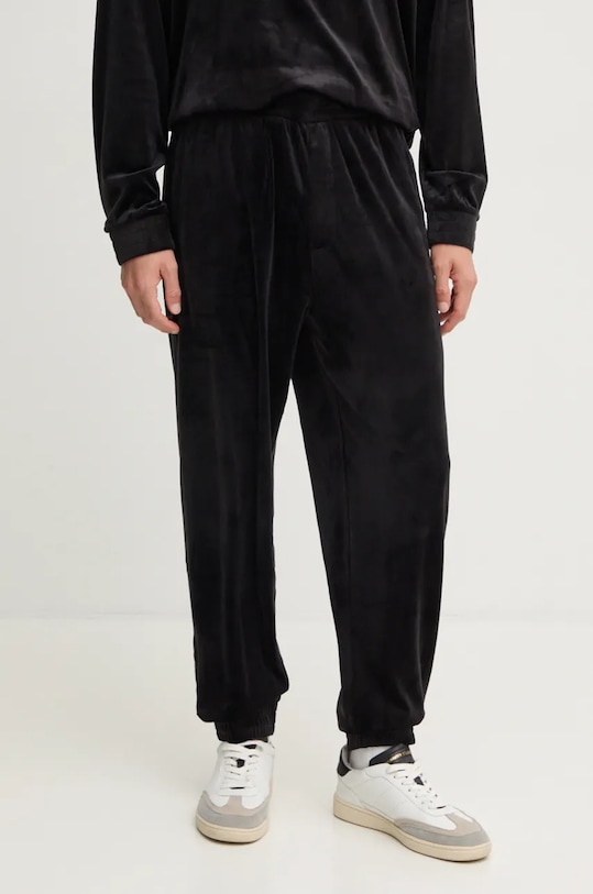 Armani Exchange spodnie dresowe welurowe z elastanem czarny XM000055.AF10168