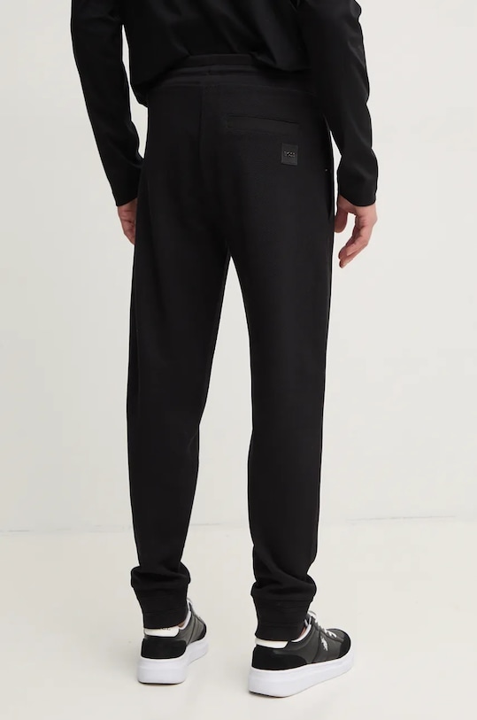 BOSS spodnie dresowe bawełniane 50528825 czarny NC24