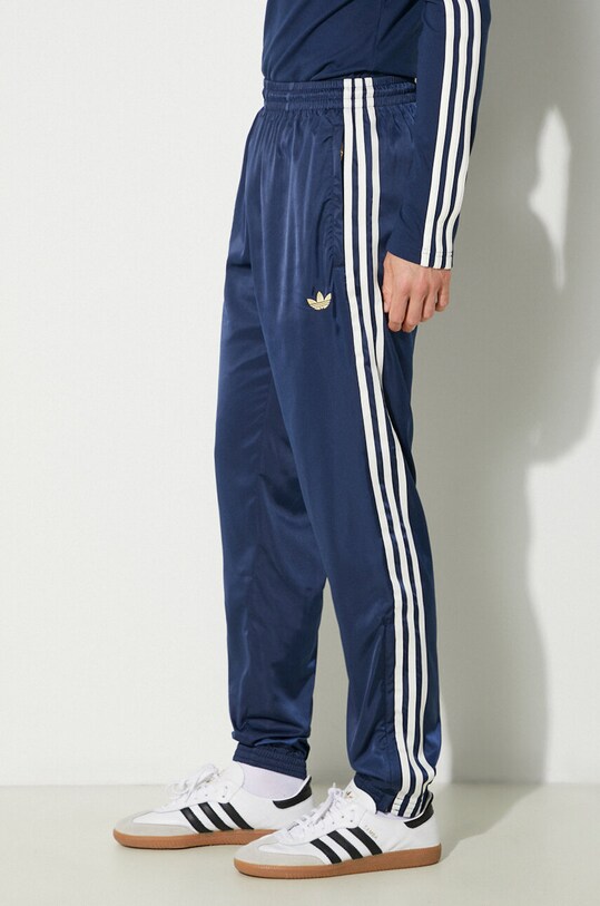Tepláky adidas Originals Premium Track Pant námořnická modř IZ3188