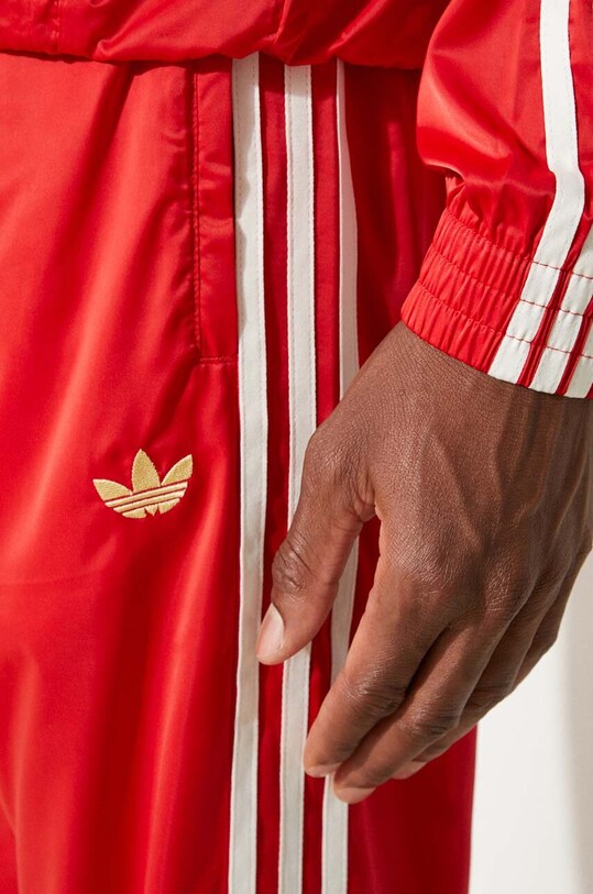 adidas Originals spodnie dresowe Premium Track Pant IZ3189 czerwony