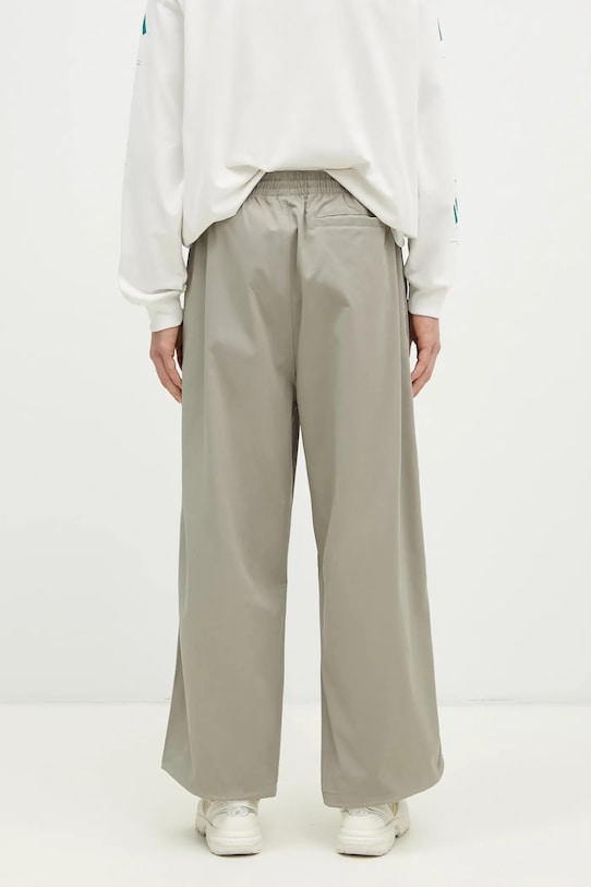 Clothing adidas Originals joggers Parachute Pant IZ4849 green