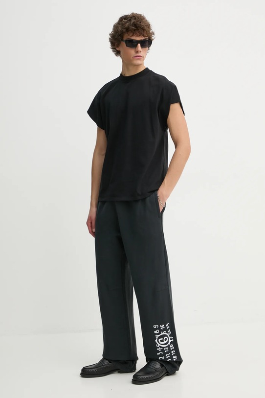 MM6 Maison Margiela spodnie dresowe bawełniane SH2KA0022.M25004 czarny AW24