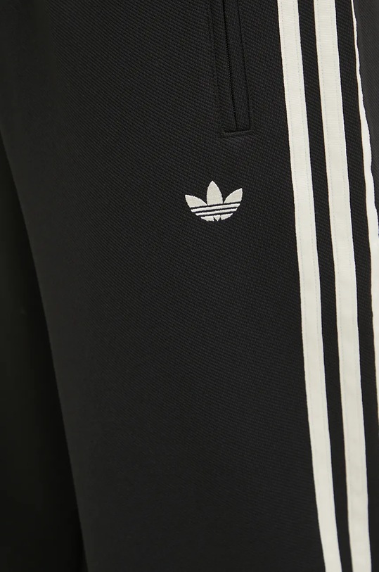 Tepláky adidas Originals Trackpant čierna JN5976