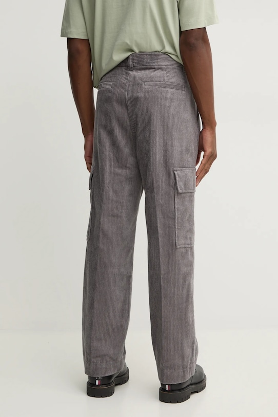 Oblečenie Menčestrové nohavice HUGO 50521138 sivá