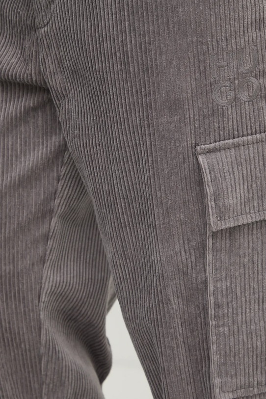 Menčestrové nohavice HUGO sivá 50521138