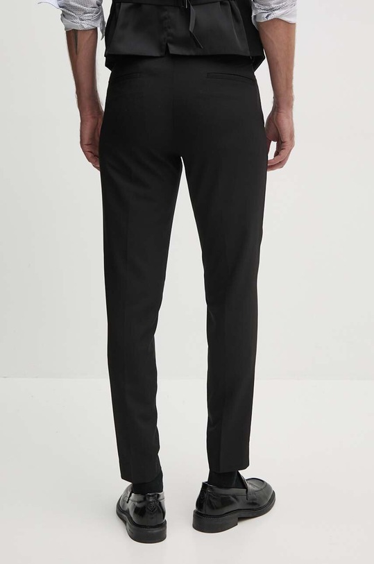 Odzież Lindbergh spodnie 30.006903.BLACK czarny