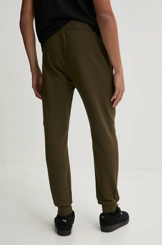 Одежда Хлопковые спортивные штаны C.P. Company Diagonal Raised Fleece Cargo Sweatpants 17CMSP017A005086W зелёный
