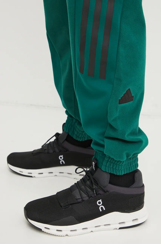 Спортен панталон adidas Future Icons зелен IW6089