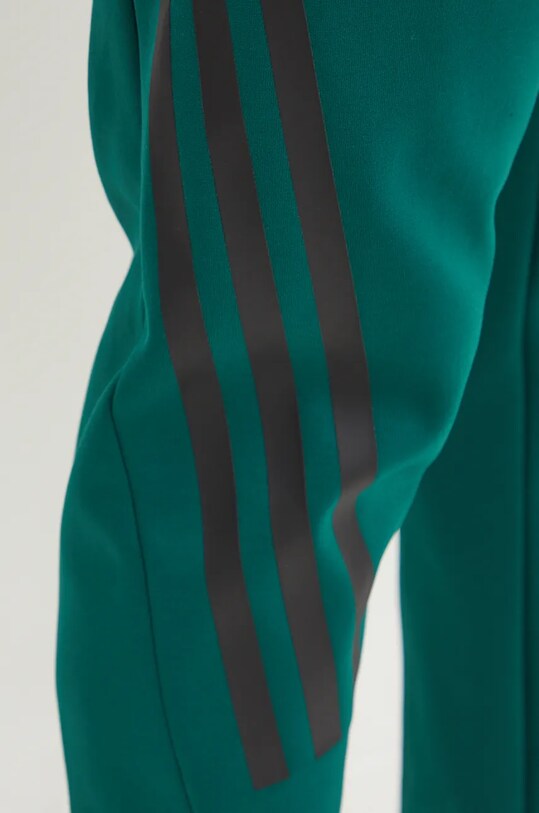 Спортивні штани adidas Future Icons зелений IW8573