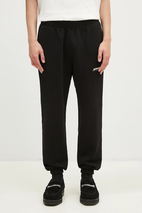 Bavlněné tepláky Represent Patron Of The Club Sweatpant bavlna černá MLM4278.001