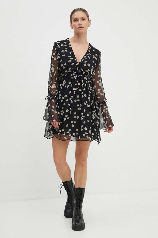 Hedvábné šaty The Kooples FROB29005K černá AW24