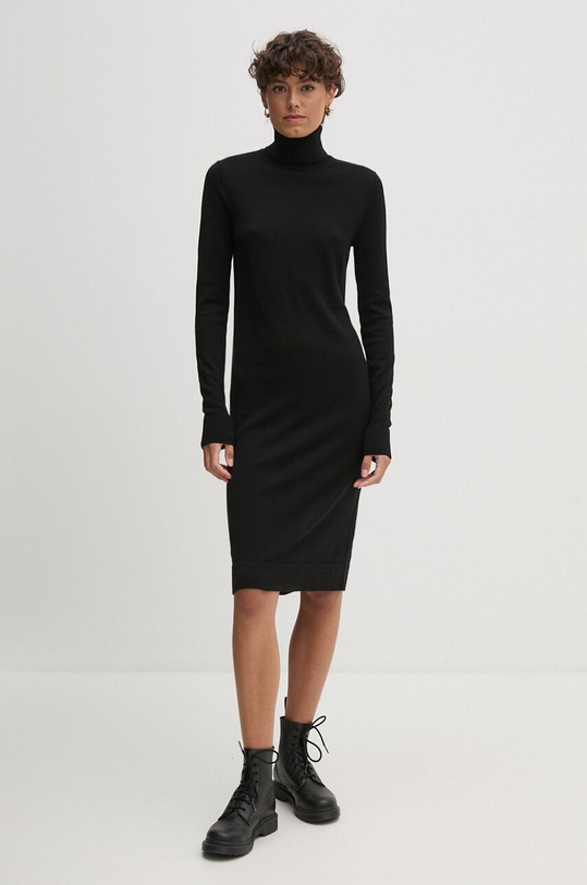 Calvin Klein sukienka wełniana z elastanem czarny K20K207485
