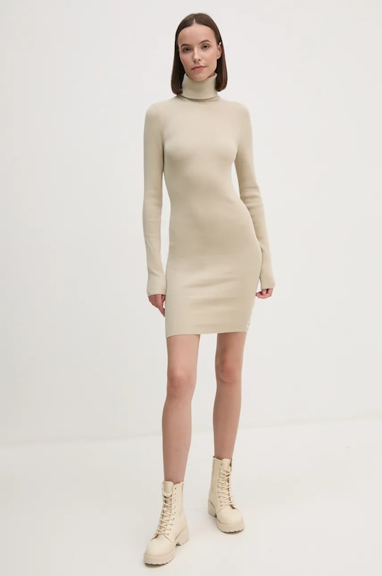 Платье Calvin Klein Jeans J20J224150 зелёный AW24