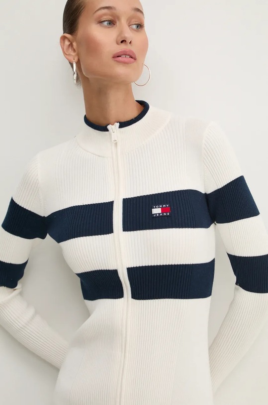 Šaty Tommy Jeans béžová DW0DW18720